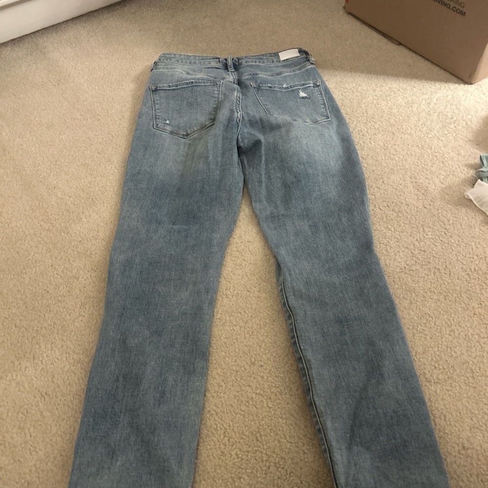 Trendy Ripped Light Blue Jeans - Picture 2 of 2